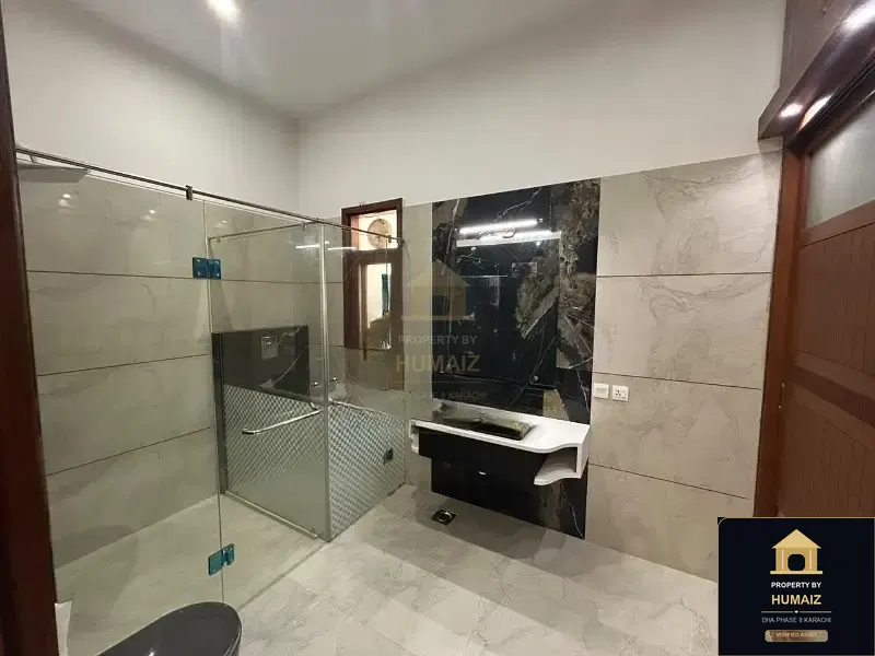 500 Sq. Yd. 7-Bedroom Luxury Villa (Corner, 6 Bath, Residence 10) in DHA Phase 8 For Sale in DHA Phase 8 Karachi — Photograph 33