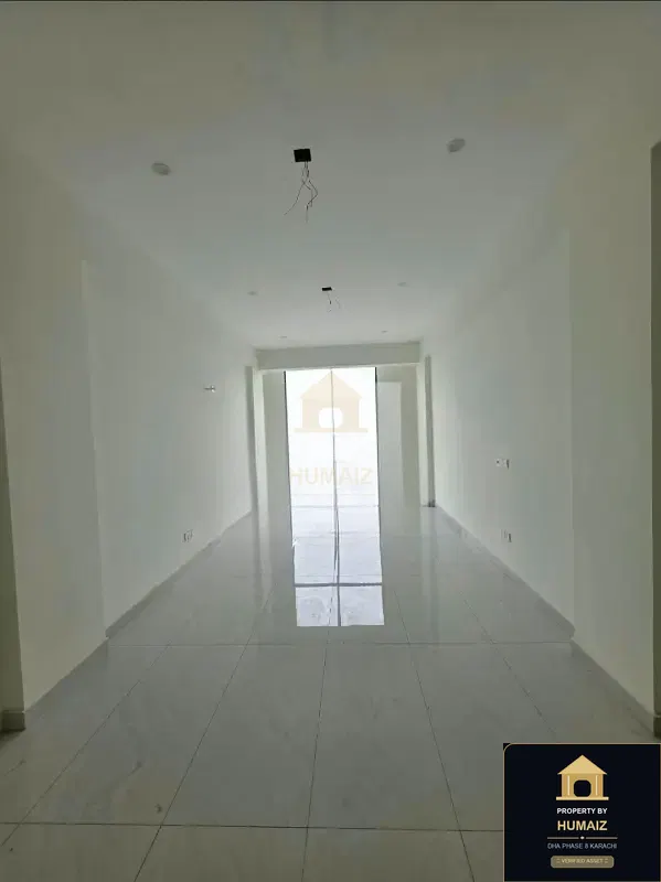 67 Sq. Yd. Corporate Office Space (Corner, 1 Bath, Unit 2) on Al-Murtaza Commercial For Rent in DHA Phase 8 Karachi — Photograph 2