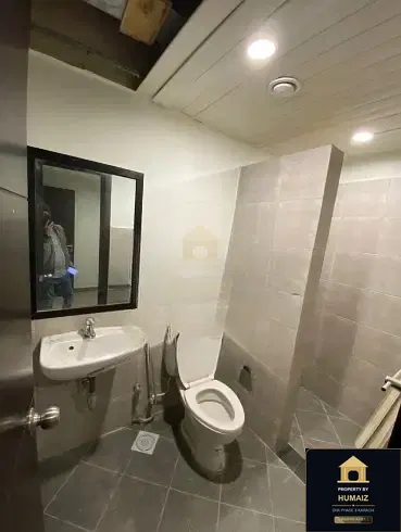 2-Bedroom Luxury Apartment (2 Bath, Suite 3) at Pearl Towers For Rent in DHA Phase 8 Karachi — Photograph 3