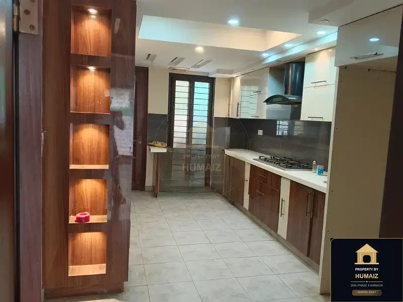 500 Sq. Yd. 6-Bedroom Luxury Villa (Basement, 7 Bath, Residence 74) in DHA Phase 8 For Sale in DHA Phase 8 Karachi — Photograph 3