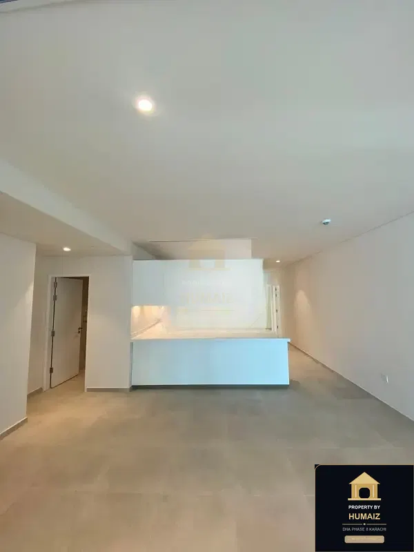 4-Bedroom Luxury Apartment (Sea Facing, 6 Bath, Suite 2) at The Views For Rent in DHA Phase 8 Karachi — Photograph 4