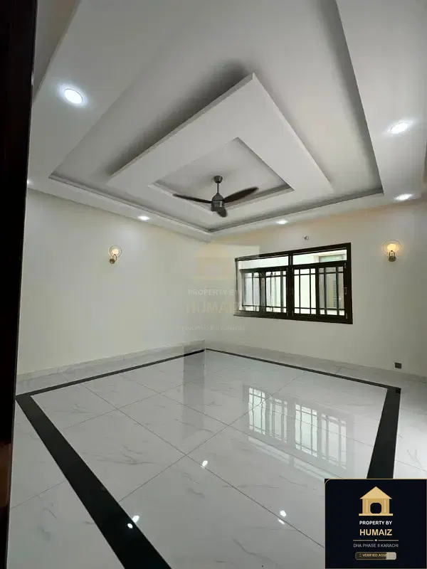 666 Sq. Yd. 5-Bedroom Luxury Villa on Khayaban-e-Ittehad For Sale in DHA Phase 8 Karachi — Photograph 9