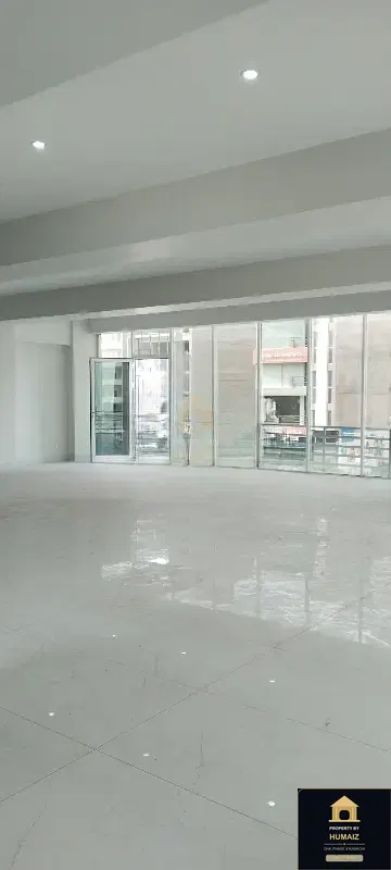 222 Sq. Yd. Corporate Office Space (Corner, Unit 5) on Al-Murtaza Commercial For Rent in DHA Phase 8 Karachi — Photograph 12