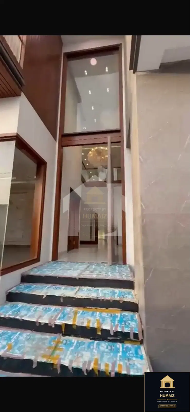 500 Sq. Yd. 6-Bedroom Luxury Villa (Basement, 6 Bath, Residence 5) on Zulfiqar Commercial For Sale in DHA Phase 8 Karachi — Photograph 12