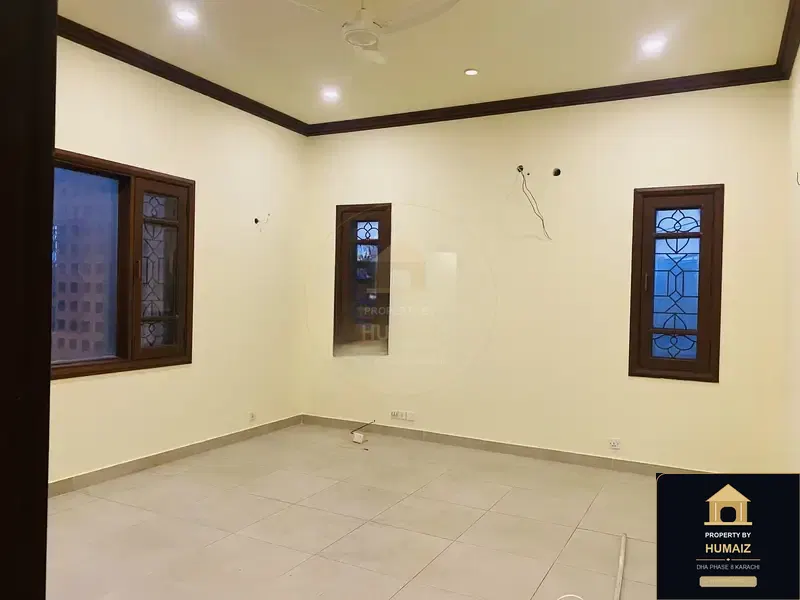 666 Sq. Yd. 6-Bedroom Luxury Villa (Basement, 7 Bath, Residence 1) in DHA Phase 8 For Rent in DHA Phase 8 Karachi — Photograph 9