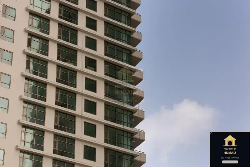3-Bedroom Luxury Apartment (Sea Facing, 3 Bath, Suite 15) at Pearl Towers For Sale in DHA Phase 8 Karachi — Photograph 14