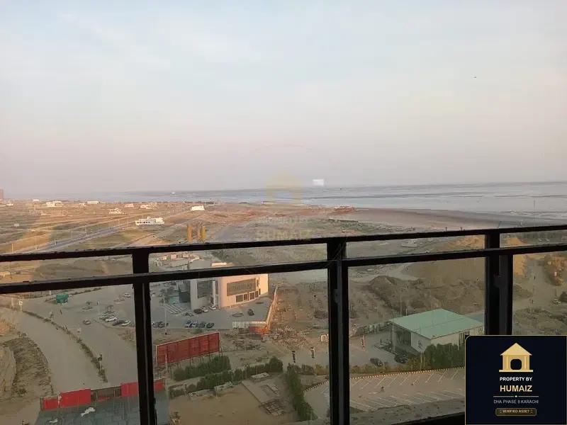 3-Bedroom Luxury Apartment (Sea Facing, 4 Bath, Suite 1) at The Views For Sale in DHA Phase 8 Karachi — Photograph 6