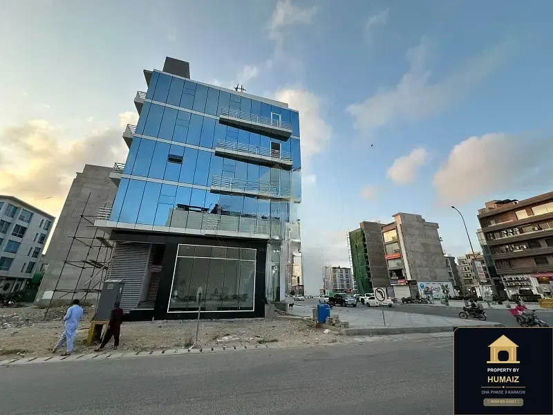244 Sq. Yd. Corporate Office Space in Khayaban-e-Bahria For Rent in DHA Phase 8 Karachi — Photograph 4
