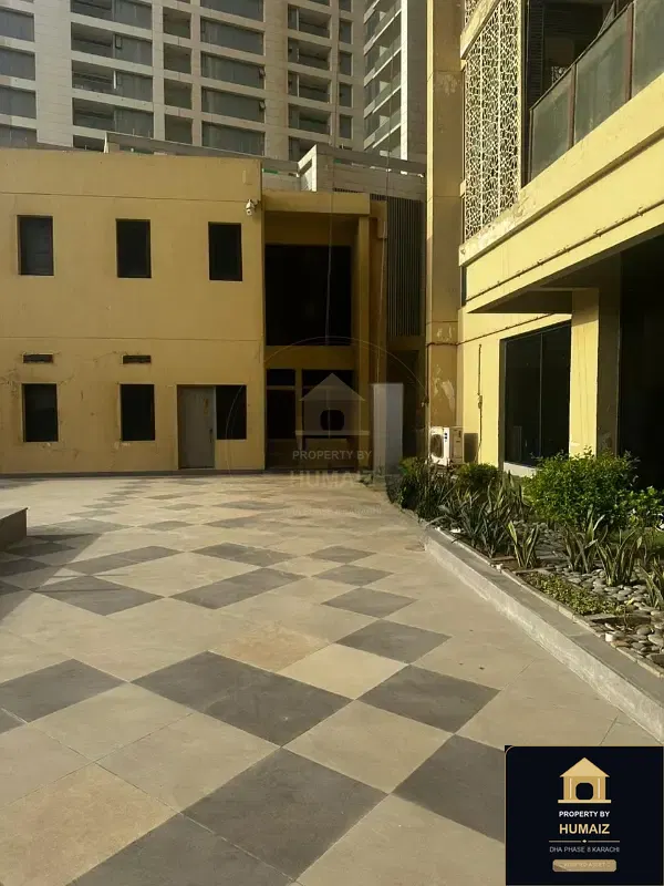3-Bed Duplex Residence at Coral Towers For Sale in DHA Phase 8 Karachi — Photograph 5