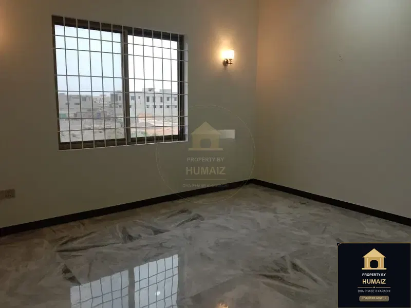 3-Bedroom Upper/Lower Portion (Brand New, 3 Bath, Unit 52) in DHA Phase 8 For Rent in DHA Phase 8 Karachi — Photograph 4