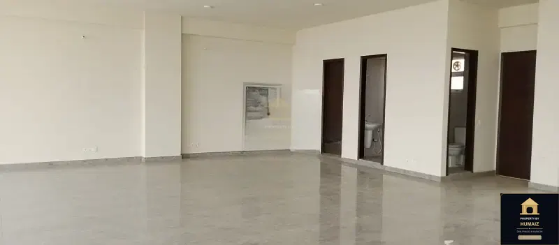 333 Sq. Yd. Corporate Office Space (Brand New, 2 Bath, Unit 1) in DHA Phase 8 For Rent in DHA Phase 8 Karachi — Photograph 45