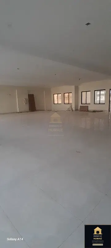 444 Sq. Yd. Corporate Office Space (Brand New, Unit 2) in DHA Phase 8 For Rent in DHA Phase 8 Karachi — Photograph 5