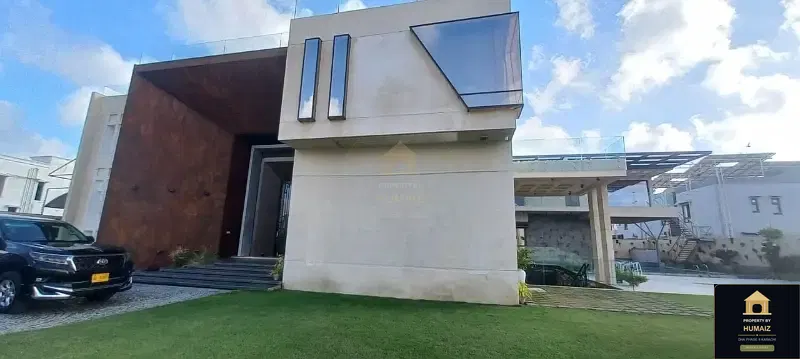 2,000 Sq. Yd. 8-Bedroom Luxury Villa (Private Pool, 7 Bath, Residence 2) in DHA Phase 8 For Sale in DHA Phase 8 Karachi — Photograph 2