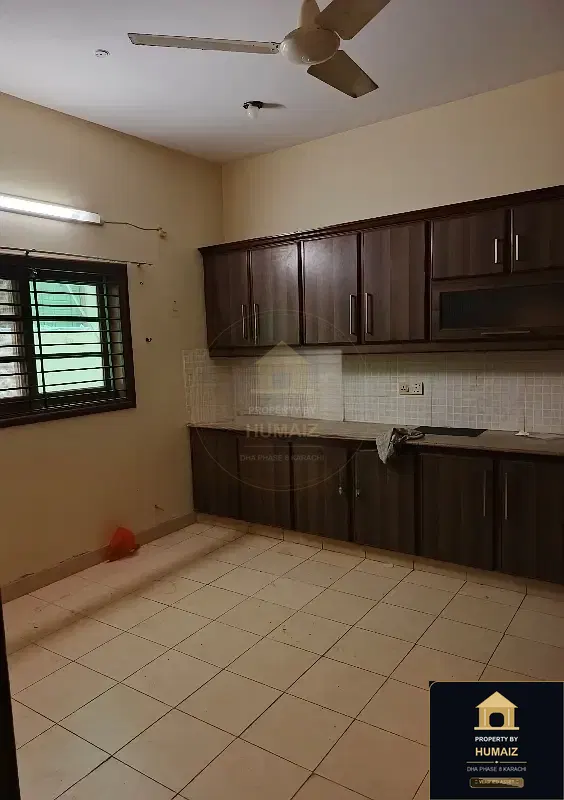 3-Bedroom Upper/Lower Portion (4 Bath, Unit 8) in DHA Phase 8 For Rent in DHA Phase 8 Karachi — Photograph 11