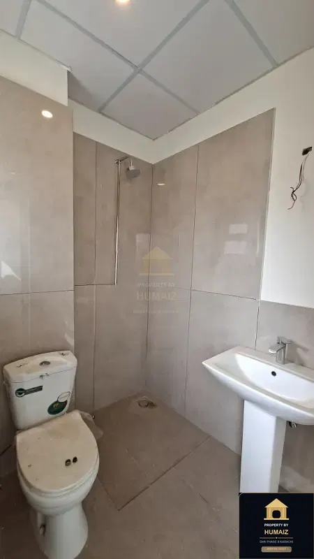 3-Bedroom Luxury Apartment (4 Bath, Suite 9) in DHA Phase 8 For Rent in DHA Phase 8 Karachi — Photograph 13