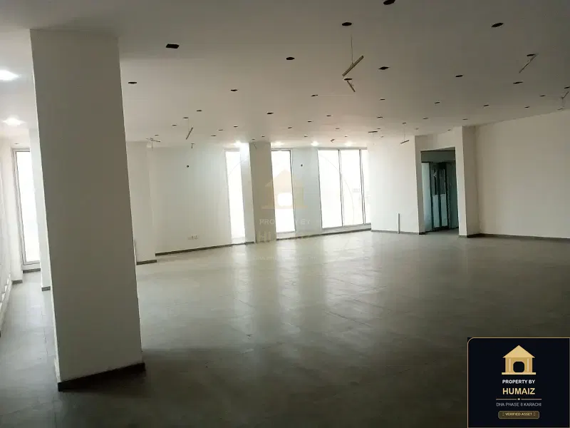200 Sq. Yd. Commercial Building (Corner, 5 Bath, Unit 1) in DHA Phase 8 For Rent in DHA Phase 8 Karachi — Photograph 13