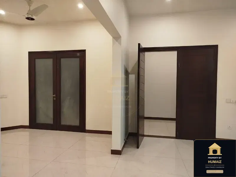 3-Bedroom Upper/Lower Portion (4 Bath, Unit 38) in DHA Phase 8 For Rent in DHA Phase 8 Karachi — Photograph 2