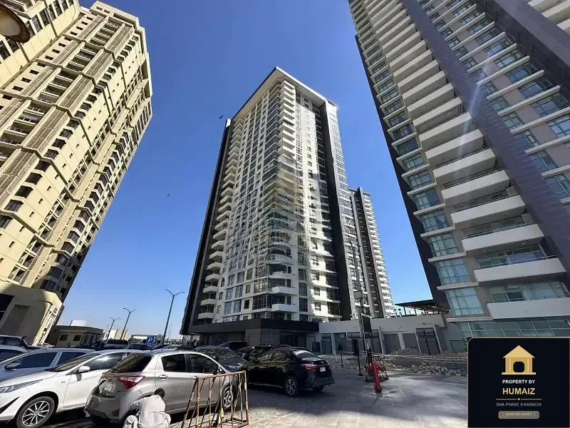 4-Bedroom Luxury Apartment (Sea Facing, 4 Bath, Suite 3) at Pearl Towers For Sale in DHA Phase 8 Karachi — Photograph 9