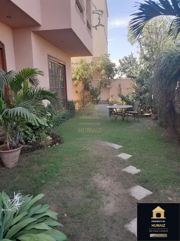 500 Sq. Yd. 6-Bedroom Luxury Villa (Residence 1) on Zulfiqar Commercial For Rent in DHA Phase 8 Karachi — Photograph 7