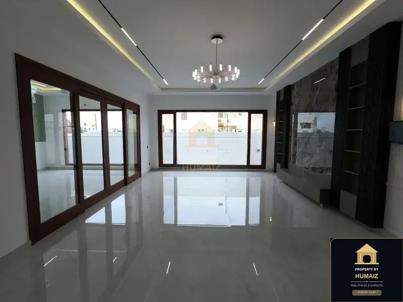 500 Sq. Yd. 6-Bedroom Luxury Villa (Basement, 6 Bath, Residence 109) in DHA Phase 8 For Sale in DHA Phase 8 Karachi — Photograph 10