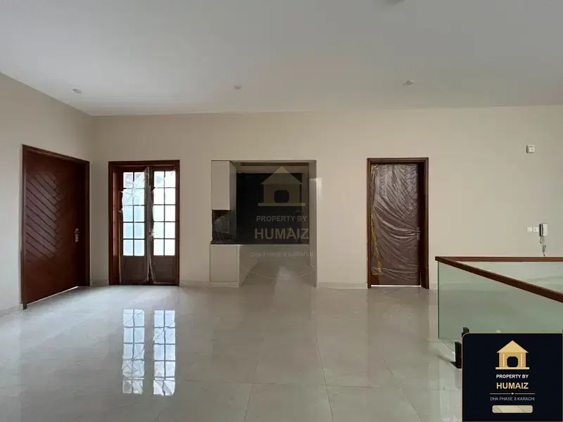 300 Sq. Yd. 5-Bedroom Luxury Villa on Khayaban-e-Sahil For Sale in DHA Phase 8 Karachi — Photograph 9