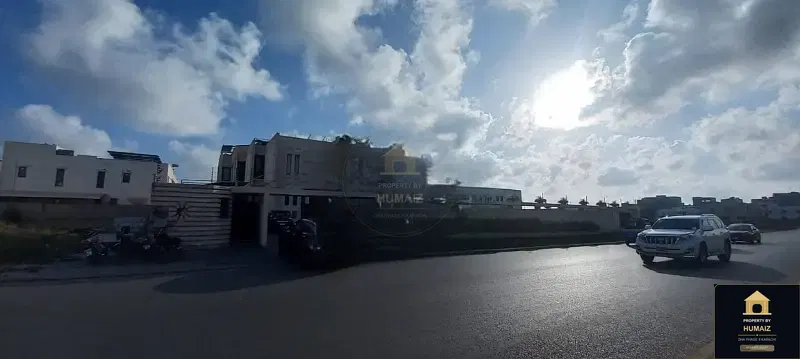 2,000 Sq. Yd. 8-Bedroom Luxury Villa (Private Pool, 7 Bath, Residence 2) in DHA Phase 8 For Sale in DHA Phase 8 Karachi — Photograph 13