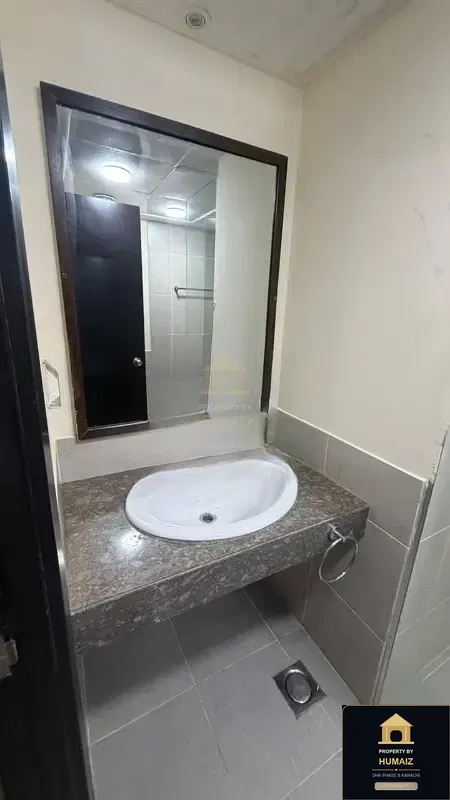 2-Bedroom Luxury Apartment (Sea Facing, 2 Bath, Suite 10) at Coral Towers For Sale in DHA Phase 8 Karachi — Photograph 6