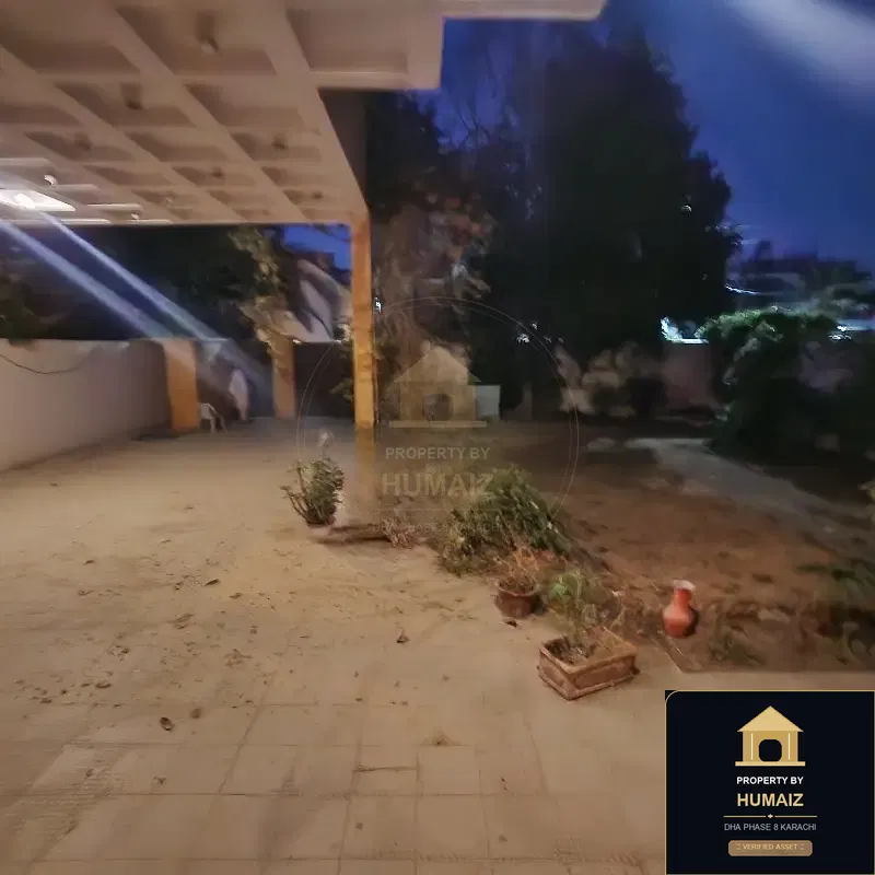 1,332 Sq. Yd. 10-Bedroom Luxury Villa in Zone A For Sale in DHA Phase 8 Karachi — Photograph 5