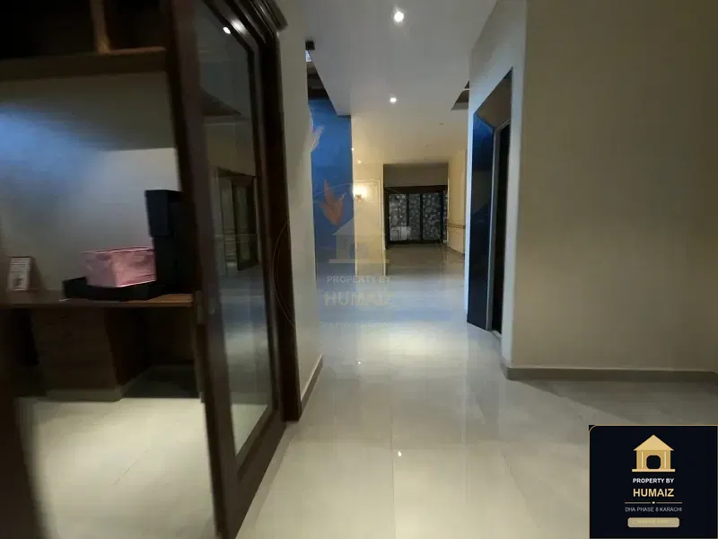 1,000 Sq. Yd. 6-Bedroom Luxury Villa (Corner, 6 Bath, Residence 9) in DHA Phase 8 For Sale in DHA Phase 8 Karachi — Photograph 9