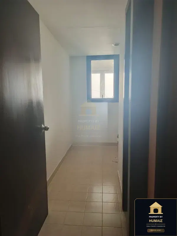 4-Bedroom Luxury Apartment (Sea Facing, 6 Bath, Suite 10) at Coral Towers For Sale in DHA Phase 8 Karachi — Photograph 9