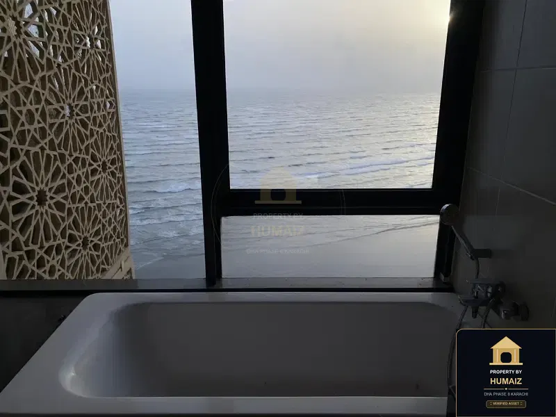 3-Bedroom Luxury Apartment (Sea Facing, 3 Bath, Suite 3) at Pearl Towers For Sale in DHA Phase 8 Karachi — Photograph 20