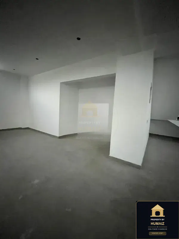 200 Sq. Yd. Commercial Building in Khayaban-e-Faisal For Sale in DHA Phase 8 Karachi — Photograph 9