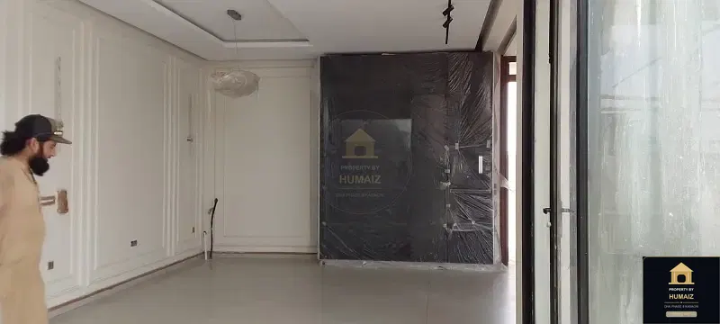 500 Sq. Yd. 5-Bedroom Luxury Villa (6 Bath, Residence 1) in Phase 8 Extension For Sale in DHA Phase 8 Karachi — Photograph 6