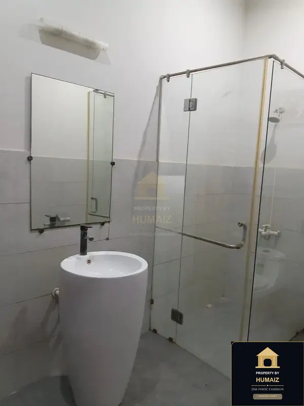 3-Bedroom Upper/Lower Portion (3 Bath, Unit 82) in DHA Phase 8 For Rent in DHA Phase 8 Karachi — Photograph 12