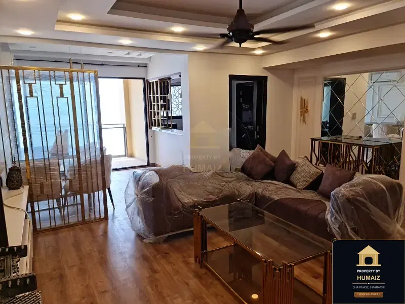 4-Bedroom Luxury Apartment (Sea Facing, 5 Bath, Suite 7) at Pearl Towers For Rent in DHA Phase 8 Karachi — Photograph 2