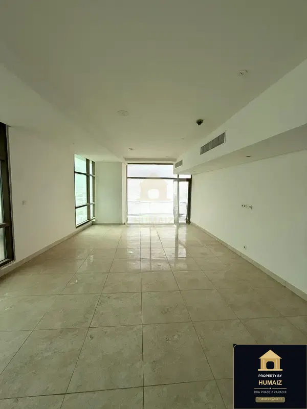 3-Bedroom Luxury Apartment (Sea Facing, 5 Bath, Suite 7) at Pearl Towers For Sale in DHA Phase 8 Karachi — Photograph 5
