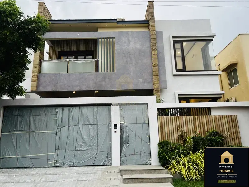 500 Sq. Yd. 6-Bedroom Luxury Villa (West Open, 6 Bath, Residence 7) in DHA Phase 8 For Sale in DHA Phase 8 Karachi — Photograph 2