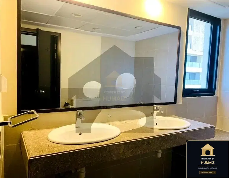 3-Bedroom Luxury Apartment (Sea Facing, 5 Bath, Suite 4) at Coral Towers For Rent in DHA Phase 8 Karachi — Photograph 9
