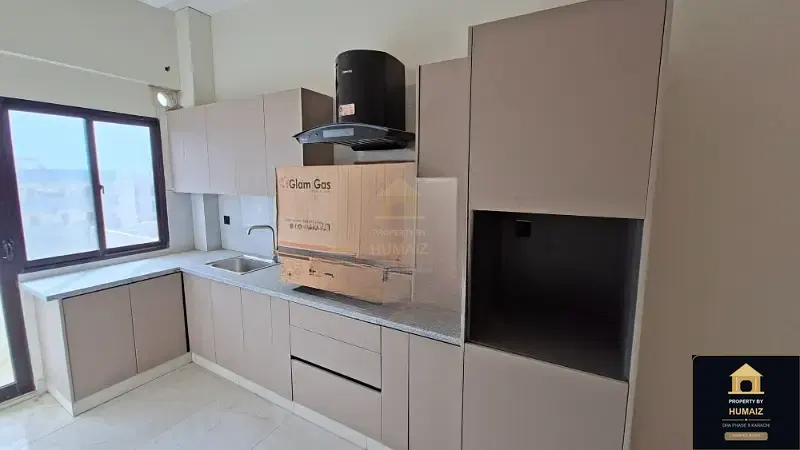 3-Bedroom Luxury Apartment (4 Bath, Suite 9) in DHA Phase 8 For Rent in DHA Phase 8 Karachi — Photograph 4