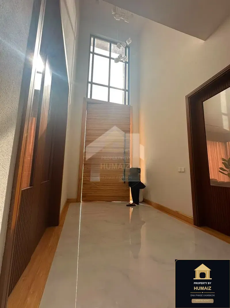 1,000 Sq. Yd. 10-Bedroom Luxury Villa (Private Pool, 6 Bath, Residence 2) on Zulfiqar Commercial For Sale in DHA Phase 8 Karachi — Photograph 9