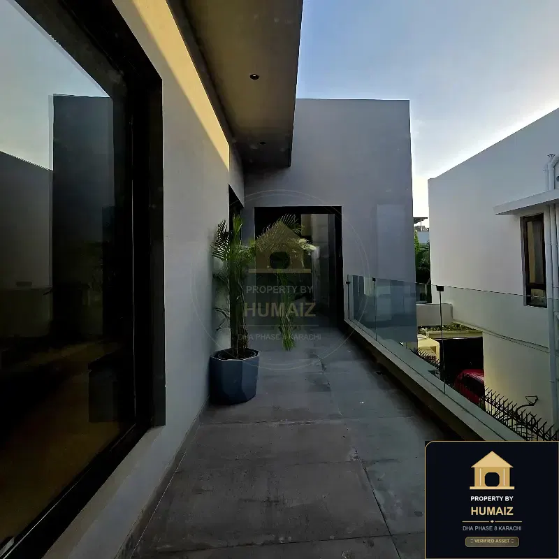 500 Sq. Yd. 6-Bedroom Luxury Villa (Basement, 6 Bath, Residence 4) on Zulfiqar Commercial For Sale in DHA Phase 8 Karachi — Photograph 19