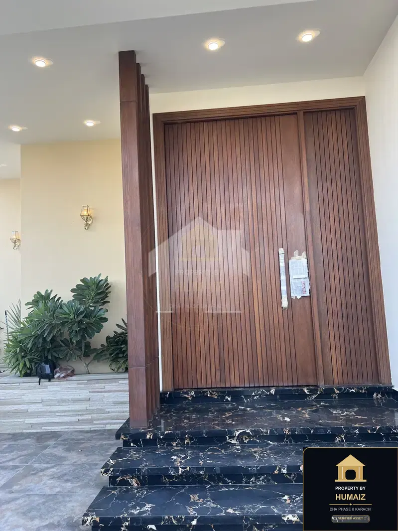 500 Sq. Yd. 6-Bedroom Luxury Villa (West Open, 6 Bath, Residence 121) in DHA Phase 8 For Sale in DHA Phase 8 Karachi — Photograph 6