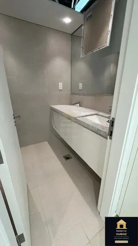 2-Bedroom Luxury Apartment (Brand New, 3 Bath, Suite 3) at Emaar Oceanfront For Rent in DHA Phase 8 Karachi — Photograph 26