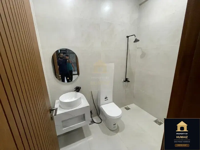1,000 Sq. Yd. 11-Bedroom Luxury Villa (West Open, 7 Bath, Residence 1) in DHA Phase 8 For Sale in DHA Phase 8 Karachi — Photograph 14