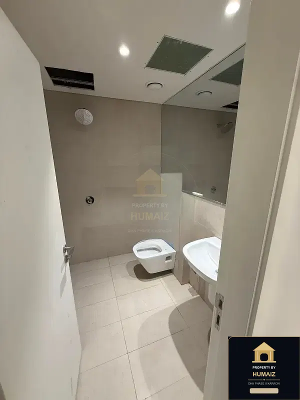 Luxury Penthouse Suite (Sea Facing, Suite 1) at The Views For Sale in DHA Phase 8 Karachi — Photograph 24