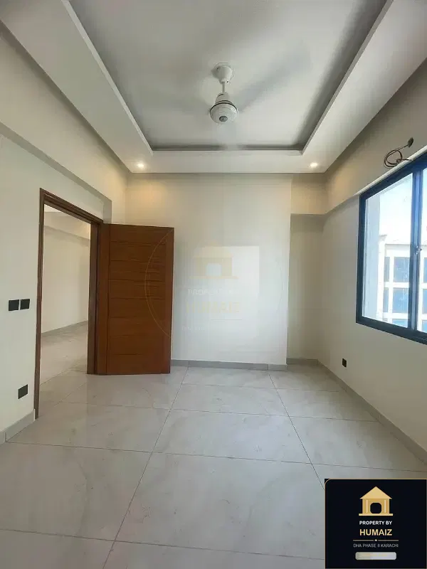 3-Bedroom Luxury Apartment (Corner, 3 Bath, Suite 12) on Al-Murtaza Commercial For Rent in DHA Phase 8 Karachi — Photograph 5
