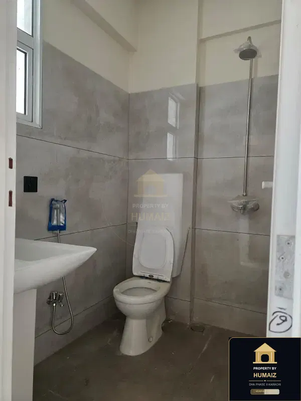 3-Bedroom Luxury Apartment in Zone A For Sale in DHA Phase 8 Karachi — Photograph 7
