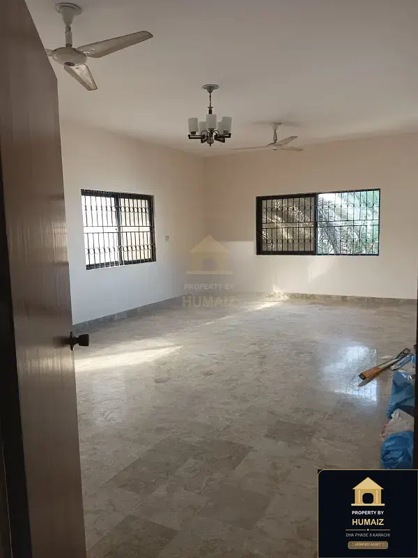 3-Bedroom Upper/Lower Portion (3 Bath, Unit 92) in DHA Phase 8 For Rent in DHA Phase 8 Karachi — Photograph 9