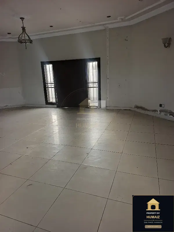 1,000 Sq. Yd. 7-Bedroom Luxury Villa (6 Bath, Residence 3) in DHA Phase 8 For Rent in DHA Phase 8 Karachi — Photograph 5