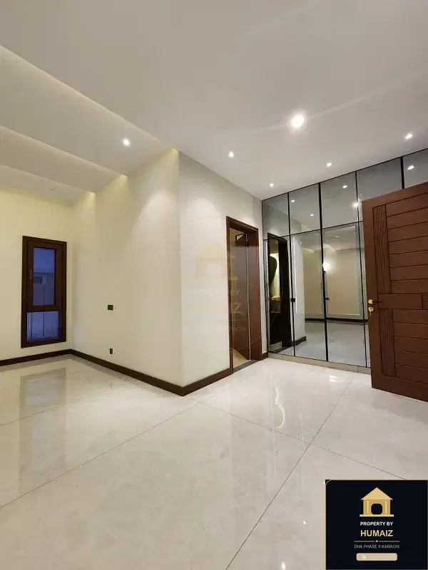 500 Sq. Yd. 6-Bedroom Luxury Villa (Private Pool, 7 Bath, Residence 4) in DHA Phase 8 For Sale in DHA Phase 8 Karachi — Photograph 16